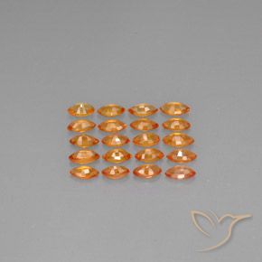 4.11カラットの天然ミディアムオレンジサファイア（5×2.7 mm・マーキス）