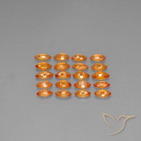 3.81カラットの天然Apricot Orange サファイア（4.8×2.6 mm・マーキス）