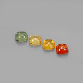 1.67カラットの天然マルチカラーサファイア（4.1×4.1 mm・クッションカット）