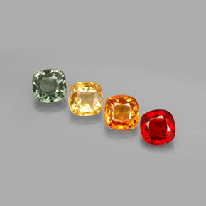 カラットの天然マルチカラーサファイア（4.5×4.5 mm・クッションカット）
