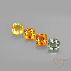 2.10カラットの天然マルチカラーサファイア（4.2×4.2 mm・クッションカット）