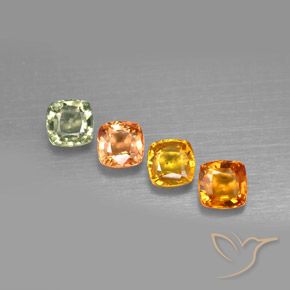2.55カラットの天然マルチカラーサファイア（4.6×4.6 mm・クッションカット）