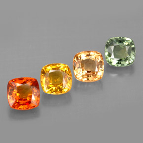 カラットの天然マルチカラーサファイア（4.6×4.6 mm・クッションカット）