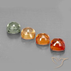2.49カラットの天然マルチカラーサファイア（4.5×4.4 mm・クッションカット）