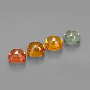 カラットの天然マルチカラーサファイア（4.1×4.1 mm・クッションカット）