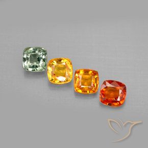2.49カラットの天然マルチカラーサファイア（4.5×4.5 mm・クッションカット）