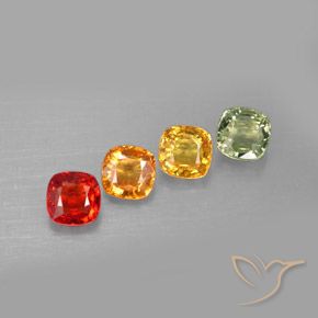 2.38カラットの天然マルチカラーサファイア（4.6×4.6 mm・クッションカット）