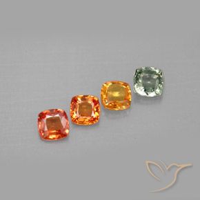 1.49カラットの天然マルチカラーサファイア（4×4 mm・クッションカット）