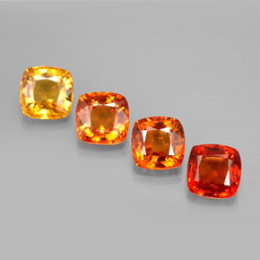 カラットの天然マルチカラーサファイア（4.5×4.5 mm・クッションカット）
