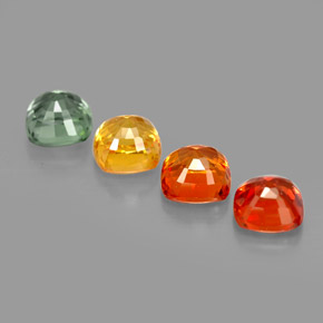 カラットの天然マルチカラーサファイア（4.2×4.1 mm・クッションカット）