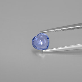 1.21カラットの天然バイオレットブルーサファイア（6.2×6.2 mm・ハート型）