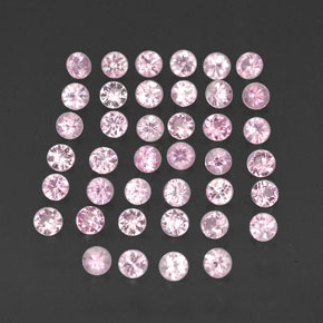 カラットの天然ピンクサファイア（1.52 mm・ラウンドカット）