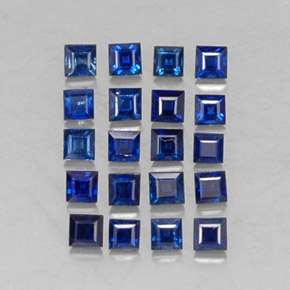 カラットの天然ディープブルーサファイア（1.9×1.9 mm・四角）