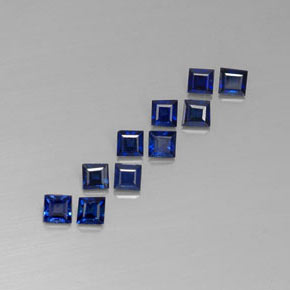 カラットの天然ディープブルーサファイア（2.6×2.5 mm・四角）