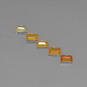 カラットの天然マルチカラーサファイア（3.7×2.6 mm・バゲット）
