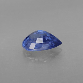 1.00カラットの天然ブルーサファイア（7.2×5.2 mm・洋梨の形）
