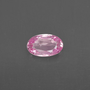 0.29カラットの天然ピンクサファイア（5.2×3.2 mm・オーバルカット）