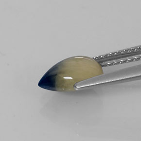 1.66カラットの天然バイカラーサファイア（8.1×6.1 mm・洋梨の形）