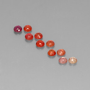 カラットの天然マルチカラーサファイア（3.22 mm・ラウンドカット）