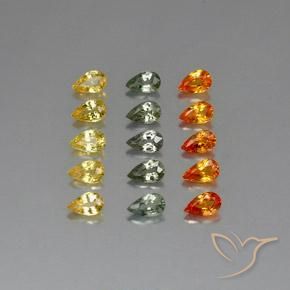 3.88カラットの天然マルチカラーサファイア（4.9×3 mm・洋梨の形）