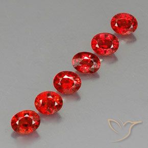 Shop natural 2.20ct 明るい赤 サファイア gems, 楕円形, from タンザニア at GemSelect. In stock, global shipping!