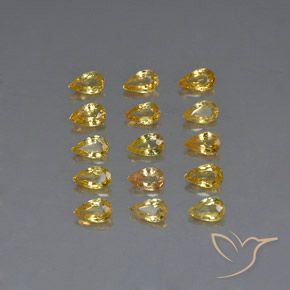 3.73カラットの天然ミディアム薄いゴールデンサファイア（4.9×3.2 mm・洋梨の形）
