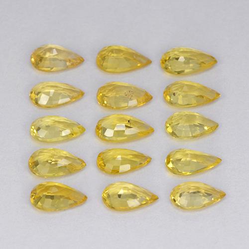 3.26カラットの天然イエローサファイア（4.7×3 mm・洋梨の形）