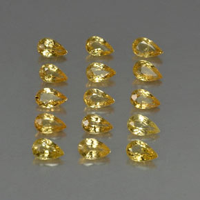 カラットの天然ゴールデンイエローサファイア（5×3.1 mm・洋梨の形）