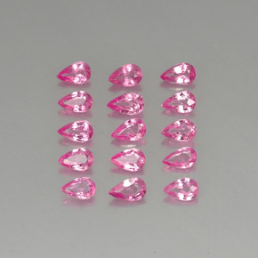 カラットの天然ピンクサファイア（4.8×3.1 mm・洋梨の形）