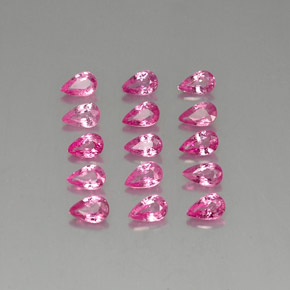 カラットの天然ピンクサファイア（4.9×3 mm・洋梨の形）
