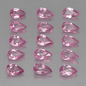 3.61カラットの天然ピンクサファイア（5×3.1 mm・洋梨の形）