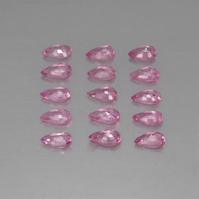 3.61カラットの天然ピンクサファイア（5×3.1 mm・洋梨の形）