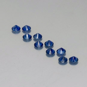 カラットの天然ディープブルーサファイア（3.52 mm・ラウンドカット）