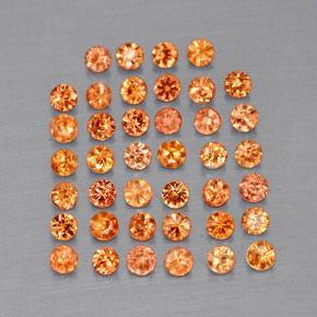 カラットの天然オレンジサファイア（1.81 mm・ラウンドカット）