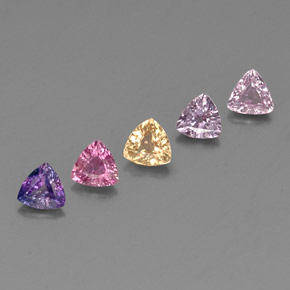 カラットの天然マルチカラーサファイア（4.2×4.1 mm・トリリアント）