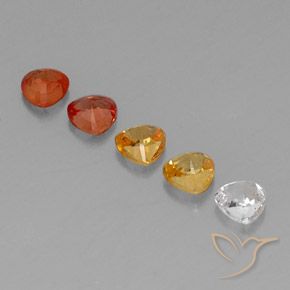 2.09カラットの天然マルチカラーサファイア（4.3×4.3 mm・トリリアント）