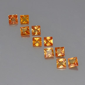 カラットの天然イエローオレンジサファイア（3×3 mm・四角）