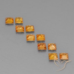 1.96カラットの天然鮮やかなオレンジサファイア（3.1×3 mm・四角）