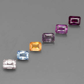 カラットの天然マルチカラーサファイア（4.1×3 mm・エメラルドカット）