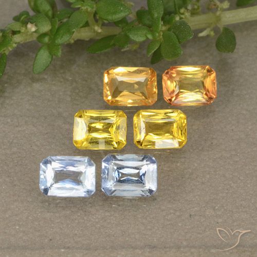 1.47カラットの天然マルチカラーサファイア（4×3 mm・エメラルドカット）