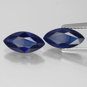 カラットの天然ディープブルーサファイア（9.2×4.8 mm・マーキス）