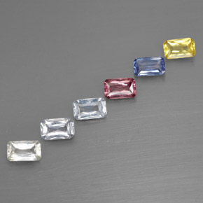 1.76カラットの天然マルチカラーサファイア（4.9×3 mm・エメラルドカット）