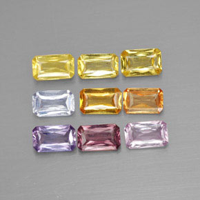 2.54カラットの天然マルチカラーサファイア（4.9×3 mm・エメラルドカット）