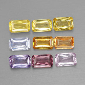 2.54カラットの天然マルチカラーサファイア（4.9×3 mm・エメラルドカット）