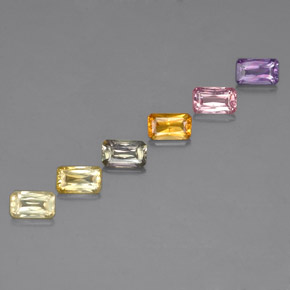 カラットの天然マルチカラーサファイア（5.1×3.1 mm・エメラルドカット）