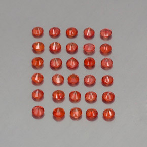 3.37カラットの天然明るいクリムゾンレッドとオレンジサファイア（2.70 mm・ラウンドカット）