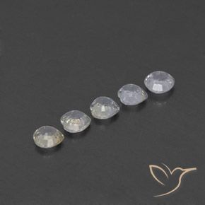 Shop natural 1.67ct ウォームホワイト サファイア gems, ハート型, from スリランカ at GemSelect. In stock, global shipping!