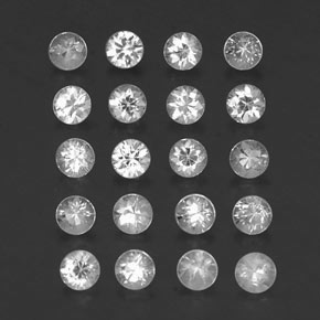 カラットの天然ホワイトサファイア（2.79 mm・ラウンドカット）