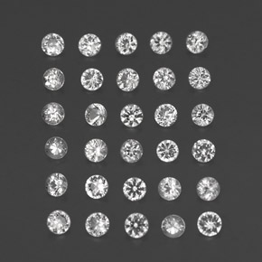 カラットの天然ホワイトサファイア（2.24 mm・ラウンドカット）