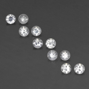 1.63カラットの天然ホワイトサファイア（3.21 mm・ラウンドカット）